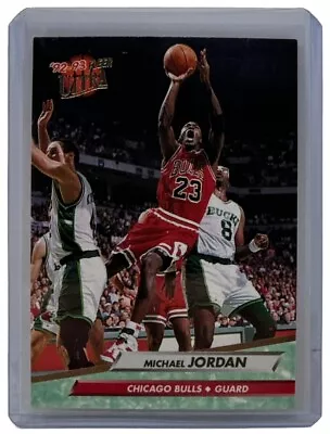 Michael Jordan 1992-93 Fleer Ultra Basketball Base Card Chicago Bulls #27 • $4.99