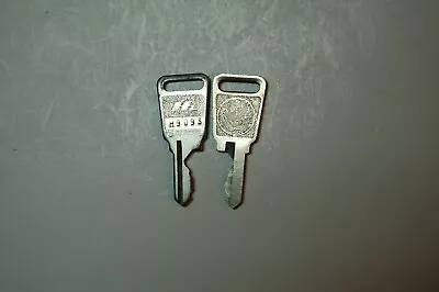 NEW NOS VINTAGE HONDA PRECUT KEY H9093 FOR MID 60's SMALL DISPLACEMENT 9461 • $13