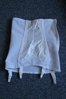 White Girdle / Corselette 4 Suspenders With Side Zip Small  • £20
