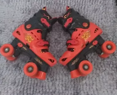 No Fear Child’s Red & Black Flame Design Adjustable Roller Skates Size M 1.2-3 • £20