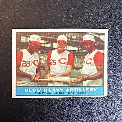 1961 Topps Baseball Card #25 Reds' Heavy Artillery  Vintage Frank Robinson • $4