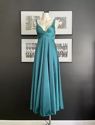 Vintage Olga Nightgown - Emerald Green With A  Twist Knot Bodice 92400 S • $130