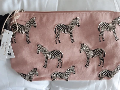 £3.50 • Buy Make Up Bag ACCESSORIZE BNWT
