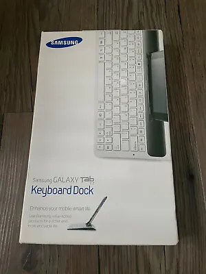 Samsung Galaxy Tab 7.7 Keyboard Dock White Boxed With Manual Unused. • £15