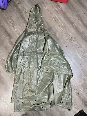 Vietnam Era Poncho Coated Nylon Twill OG 1961 Dated 8405-290-0550 • $49.99