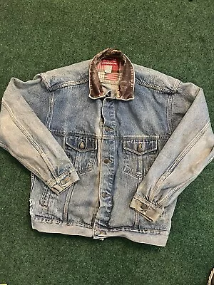 Vintage Marlboro Country Store Denim Jacket Size Medium Leather Collar Fade • $39.95