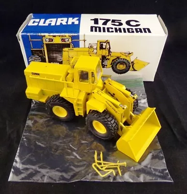 Clark Michigan 175C  Loader - 1/50 - Conrad #2885 - N.MIB • $175