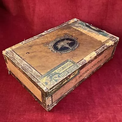 Vintage Victor Hugo Wooden Cigar Box (17D) MO#8693 • $6.47