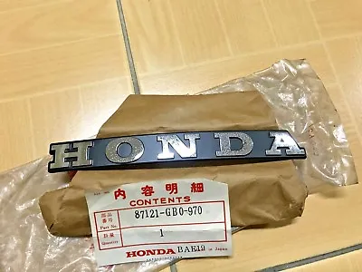 Honda Custom C700 C900 RH Fuel Tank Badges Emblem NOS Genuine P/N 87121-GB0-970 • $24.99
