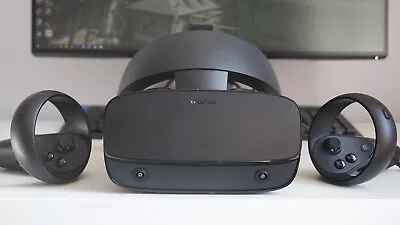 Meta Oculus Rift S VR Gaming Headset - Black • £30