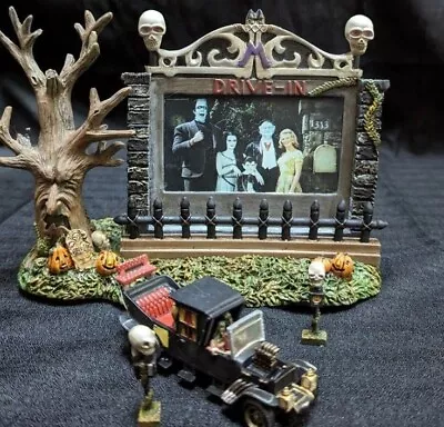 2004 Halloween Hawthorne Village The Munsters Drive-In-Theater With Koach  • $60