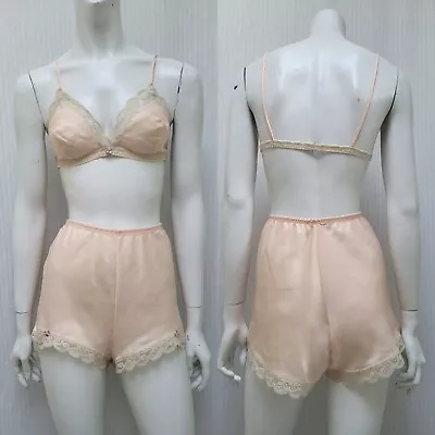 Vintage OLGA Pale Pink Satin Bra & Tap Pants Bloomers Panties Set - Size M • $72