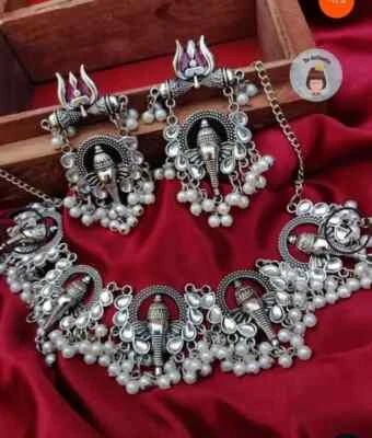 $14.89 • Buy Indian Bollywood Style Silver Plated Oxidized Boho Jewelry Choker Necklace Set..
