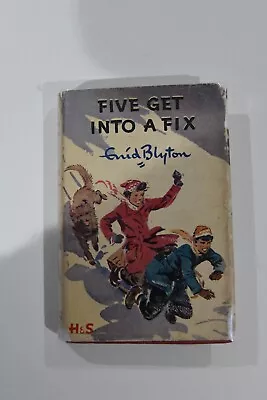 Enid Blyton Five Get Into A Fix  (Famous Five Series) First Edition 1958 • £11.99