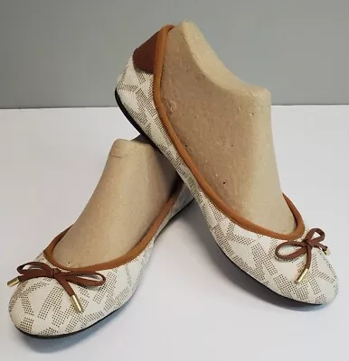 Michael Kors MK Signature City Saffiano Leather  Cream Color Ballet Flats Sz 8M  • $20