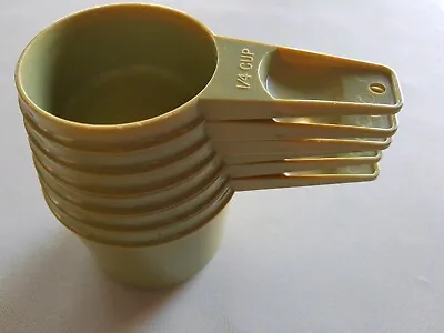 Tupperware Vintage Measuring Cups Nesting Avocado Green - Set Of 6 • $16