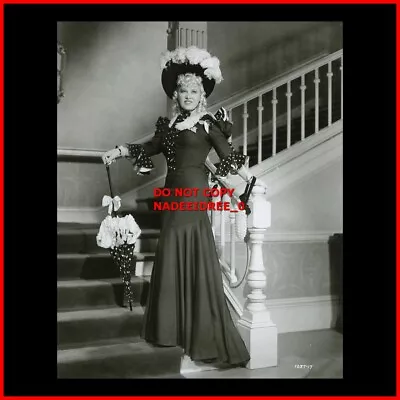 Mae West In Amazing Gown With Parasol 1939 Portrait 8x10 Photo • £12.53