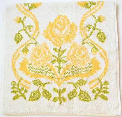 Vintage 1970s Martex Towel - Avocado Green & Harvest Gold Floral • $6.99