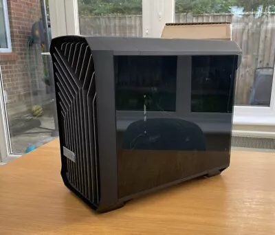 Mini ITX Gaming PC 2060KO 10400 16gb 1TB Z590i Fractal Design Torrent Nano • £600