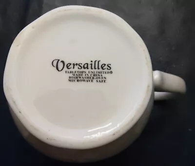 Tabletops Unlimited Versailles 14 Oz. Creamer Off-White Discontinued 4 5/8  Tall • $12