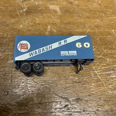 HO Scale Wabash R.R. 60  Semi Trailer • $20.55