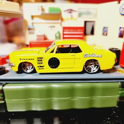 Diecast 1965 Ford Mustang. Loose. 1:64. Maisto. • $17.65