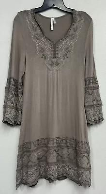 Monoreno Women’s Dress Medium Tan Embroidered Cross Stitch Bohemian Boho Stretch • $19.95