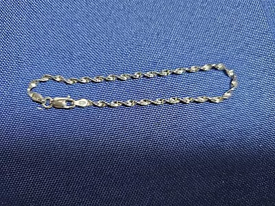 Grandma Grabe's Beautiful Vintage 925 Sterling Silver Twist Herringbone Bracelet • $0.75