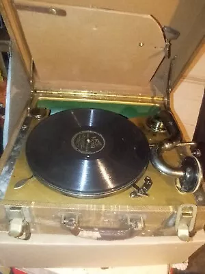 Antique Victrola Suitcase Phonagragh Record Player For Parts Or Rapare  • $50