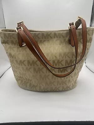 Michael Kors Jet Setter Signature Tan Canvas Tote Bag • $40