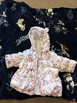 Babys Coat • £0.99