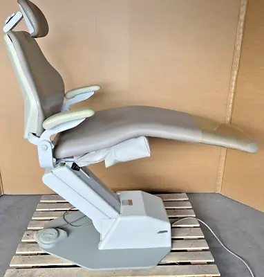 Marus DC Dental Patient Exam Chair W/ Beige Colored Upholstery--115 Volt • $1399.99
