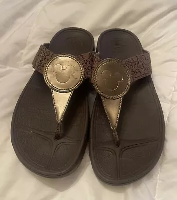 ❤️*FITFLOP* Brown DISNEY Flip Flops* Sandals Womens Sz 7 Mickey Mouse❤️ • $34.99