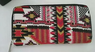 🎀Zip Around Fabric Ladies Wallet Purse NWOT • $15.98