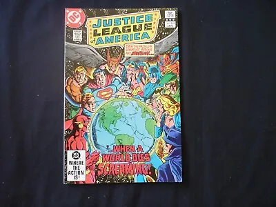 Justice League Of America 210  (B7) Good Grade 1982 • $8.95
