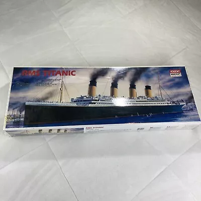 Academy 1405 RMS Titanic Minicraft Model Kits 1/350 Scale Boat Ship New Sealed • $70