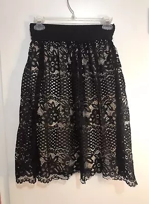 METROWEAR Women's Size S Black Lace Pull On Knee Length Skirt Beige Lining • $18