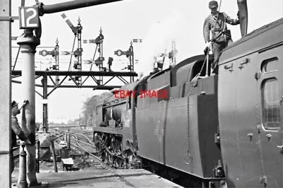 PHOTO  SR WEST COUNTRY LOCO NO 34017 Ilfracombe AT SOUTHAMPTON REFILLING WIT • £3