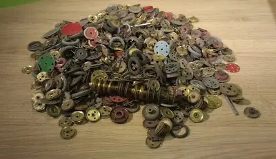 1KG Bag Of Mixed Vintage Meccano Pulleys Wheels Bars Parts Job Lot  • £10