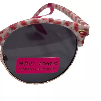 Betsey Johnson Sunglasses Women’s Pink Floral Round White Pin Up Retro Novelty • $39.95