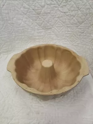 $20 • Buy Pampered Chef Bundt Stoneware #1440 Family Heritage Baking Pan