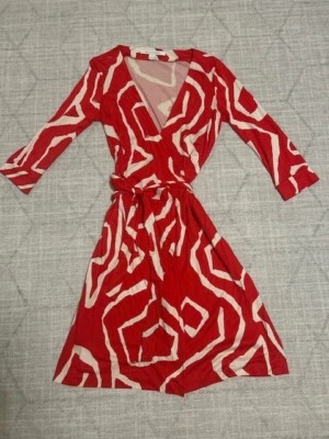 $25 • Buy Dvf Diane Von Furstenberg Dress Size 6