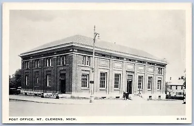 Postcard MI Mt Clemens Michigan Post Office Macomb County B03 • $5.99