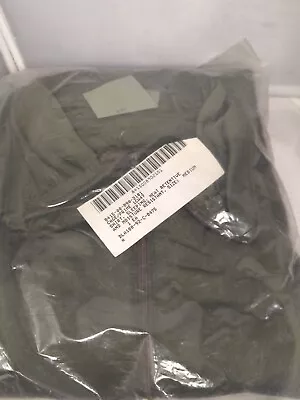 Mens Size M Military Shirt Green Zip Sleeping Heat Retention Moisture Resistant • $31.06