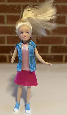 JoJo Siwa 6 Inch Doll From Nickelodeon  • $4.99