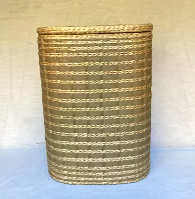 Vintage LAUNDRY COLLECTION Wicker Oval Hamper Laundry Basket With Attached Lid • $79.99