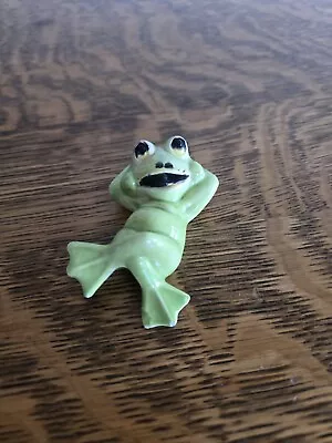  Vintage Frog Crossing Their Legs 1975 Duncan Ceramic Products Inc • $15