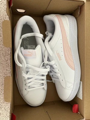 $19.99 • Buy Puma Soft Foam + Women’s Sneakers US 8