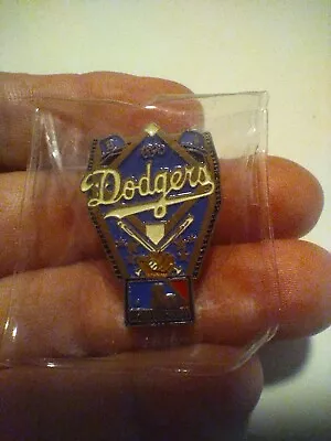 MLB 125th Anniversary National League 1890 Brooklyn-Dodgers  Lapel Pin - 1994 • $9