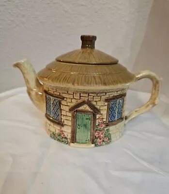 Sylva'C Staffordshire England Vintage Cottage Ware Teapot W/Lid Thatched Roof • $16.99